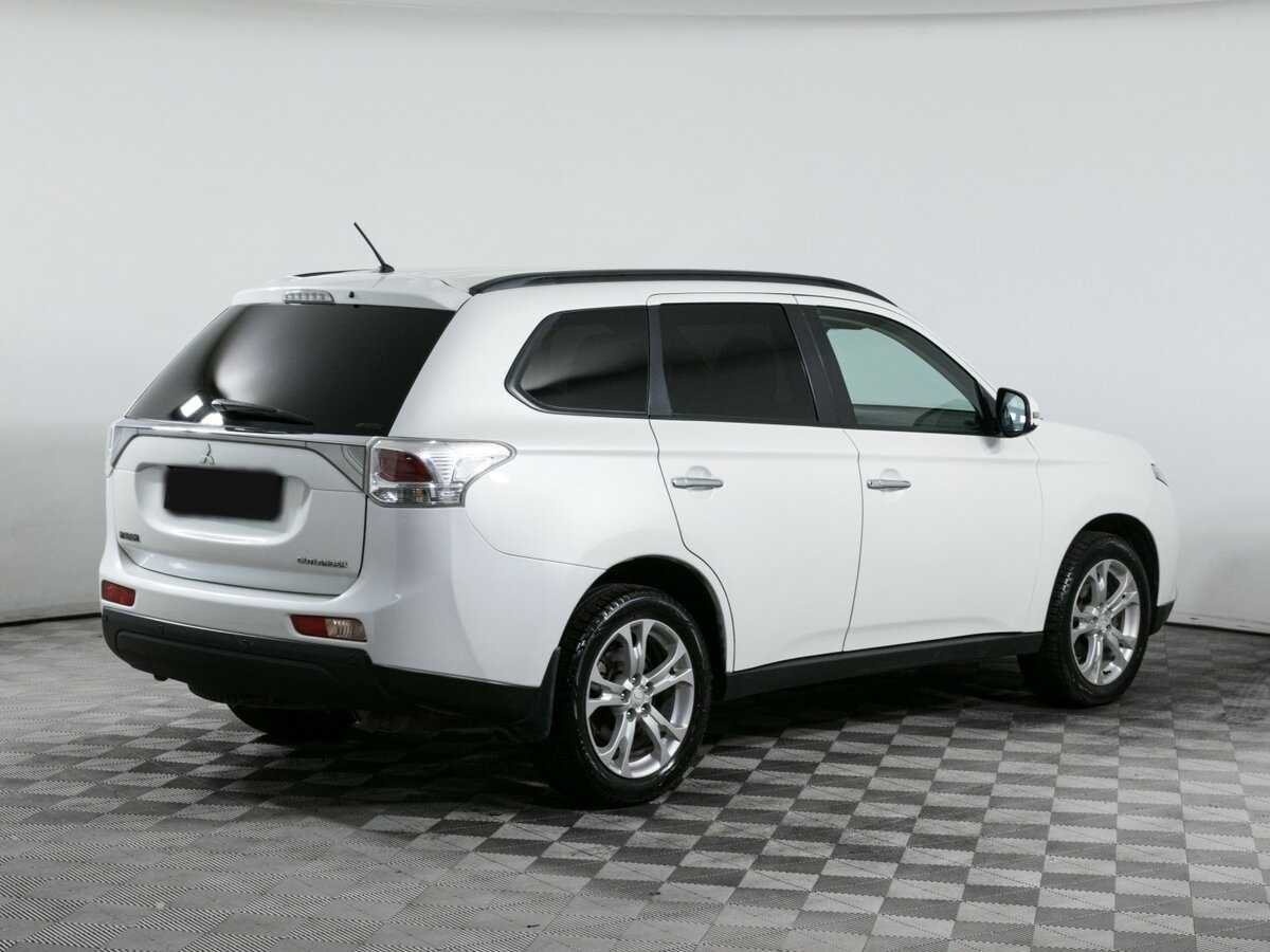 Mitsubishi Outlander б/у, 2013, Вариатор. Фото: #3