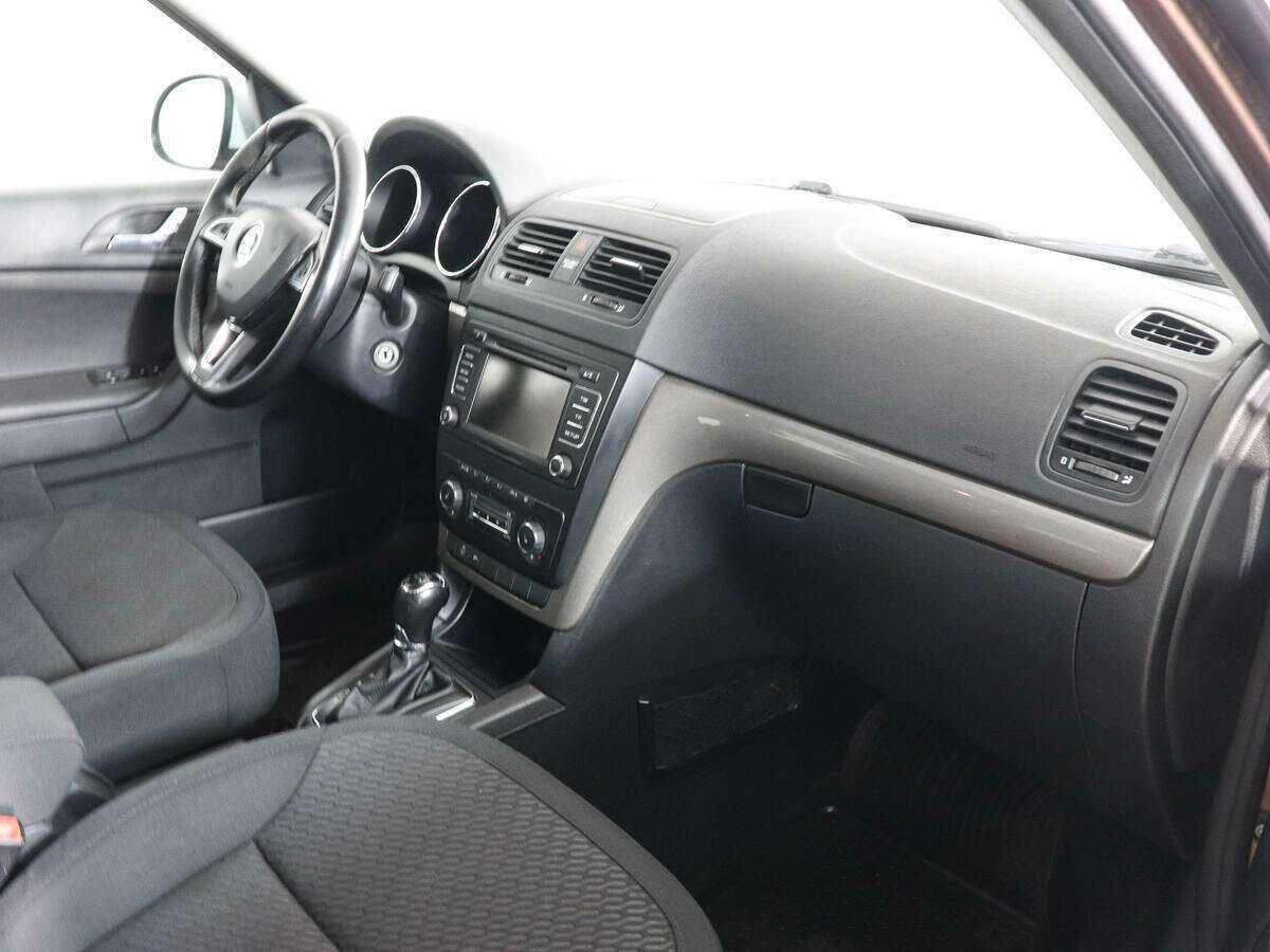 Skoda Yeti б/у, 2014, Роботизированная. Фото: #9