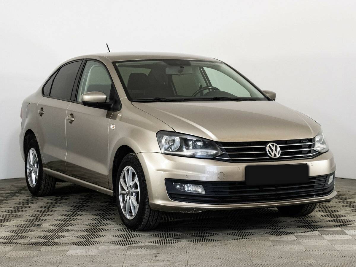 Volkswagen Polo б/у, 2017, Автоматическая. Фото: #2