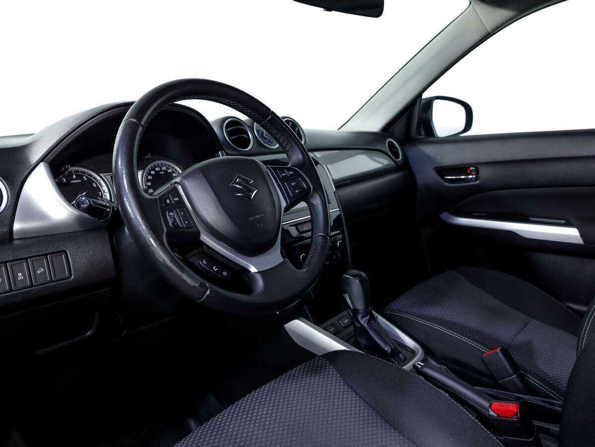 Suzuki Vitara б/у, 2016, Автоматическая. Фото: #8
