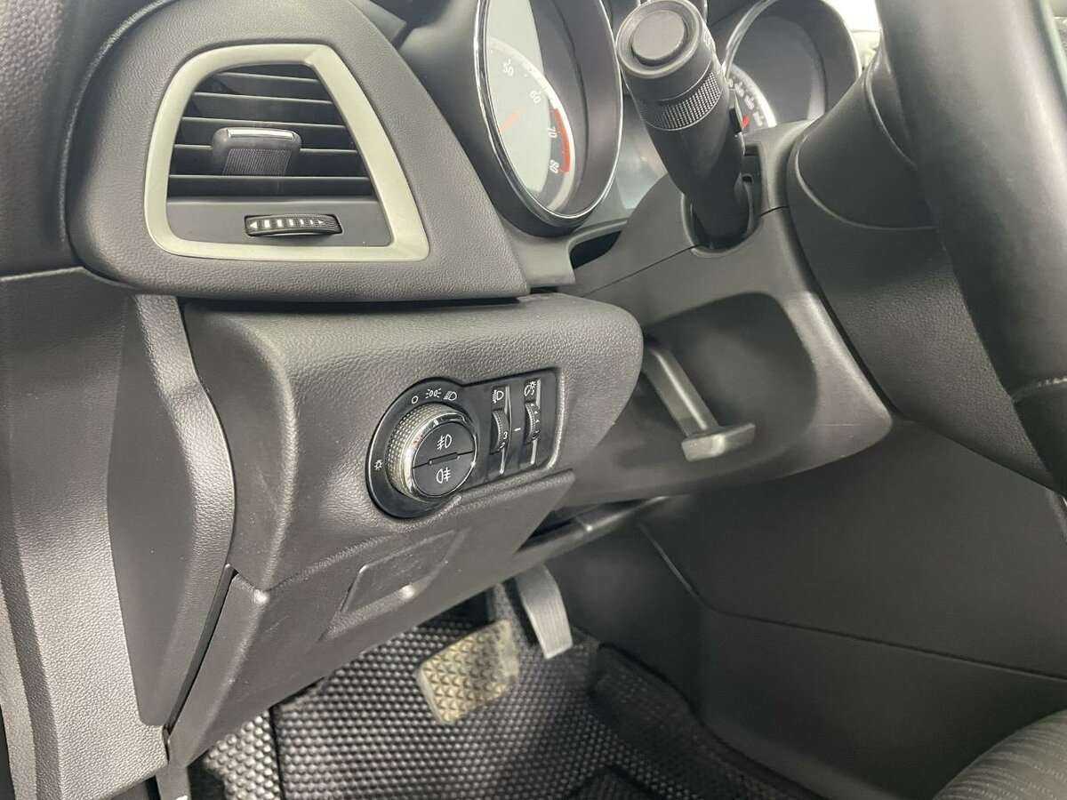 Opel Astra б/у, 2012, Автоматическая. Фото: #8