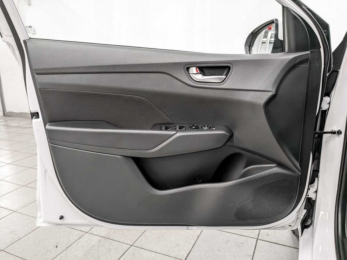 Hyundai Solaris б/у, 2021, Автоматическая. Фото: #16