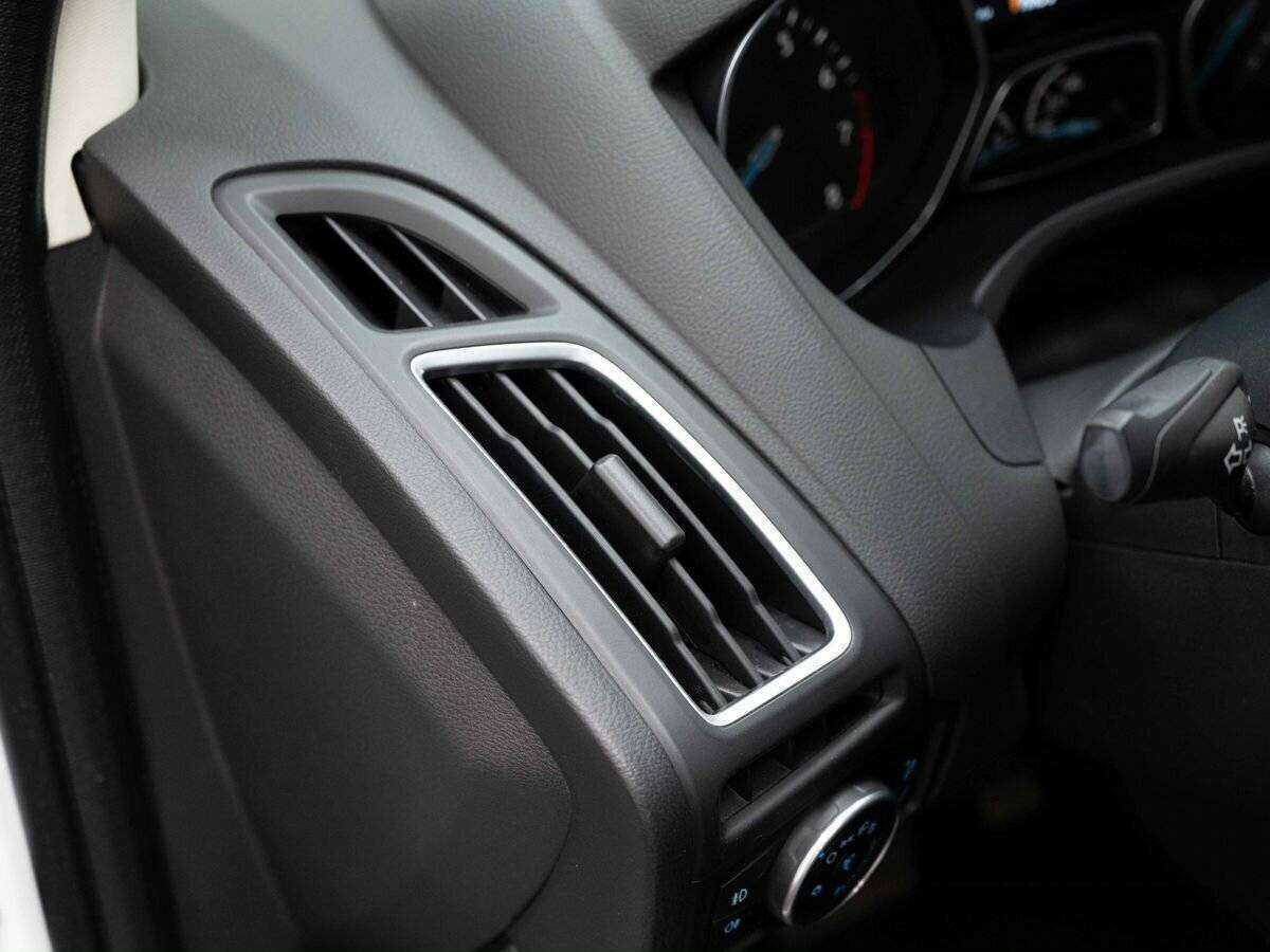 Ford Focus б/у, 2016, Автоматическая. Фото: #19