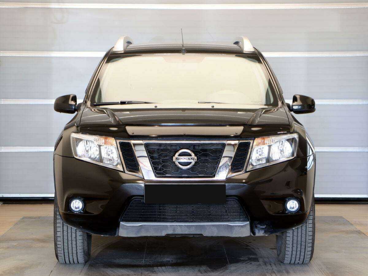 Nissan Terrano б/у, 2020, Механическая. Фото: #1