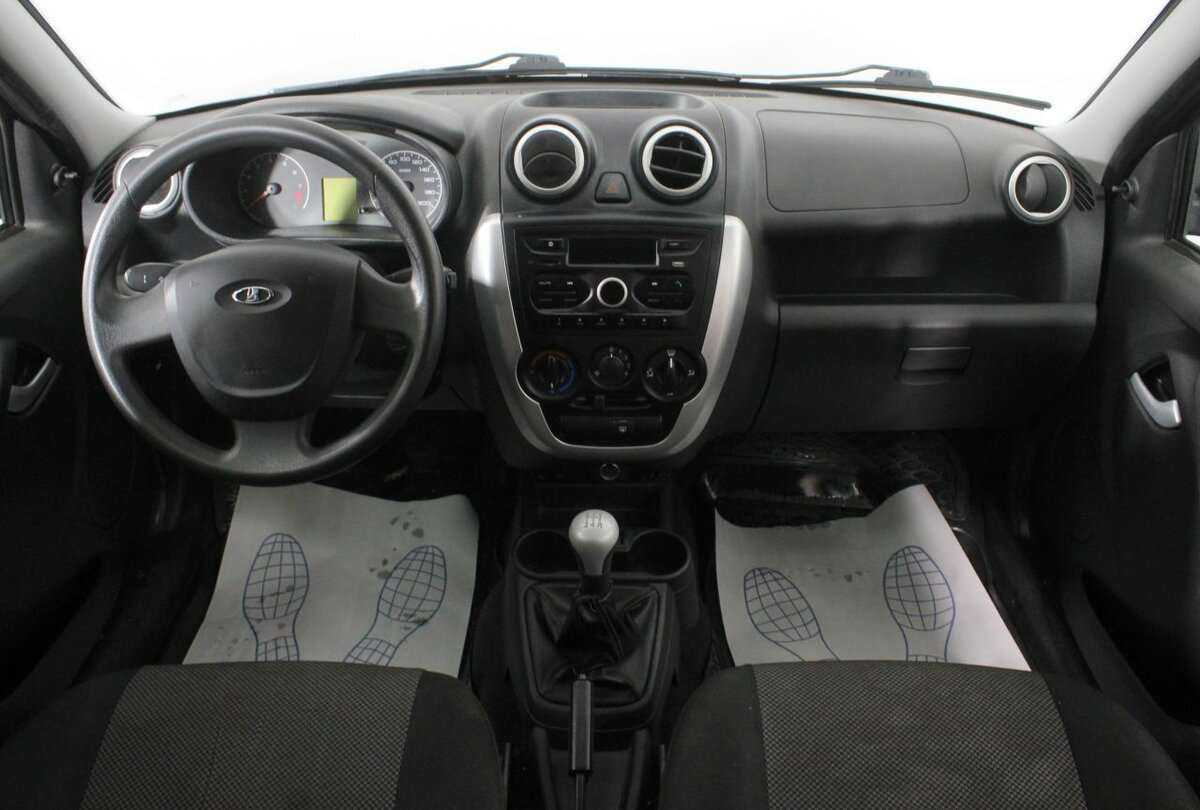 Lada (ВАЗ) Granta б/у, 2015, Механическая. Фото: #8