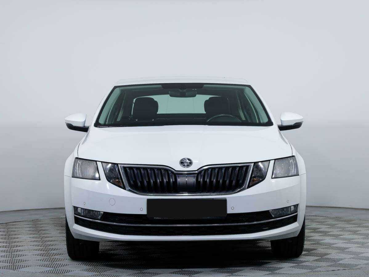 Skoda Octavia б/у, 2018, Механическая. Фото: #0