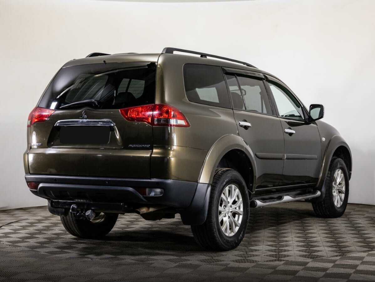 Mitsubishi Pajero Sport б/у, 2015, Автоматическая. Фото: #4
