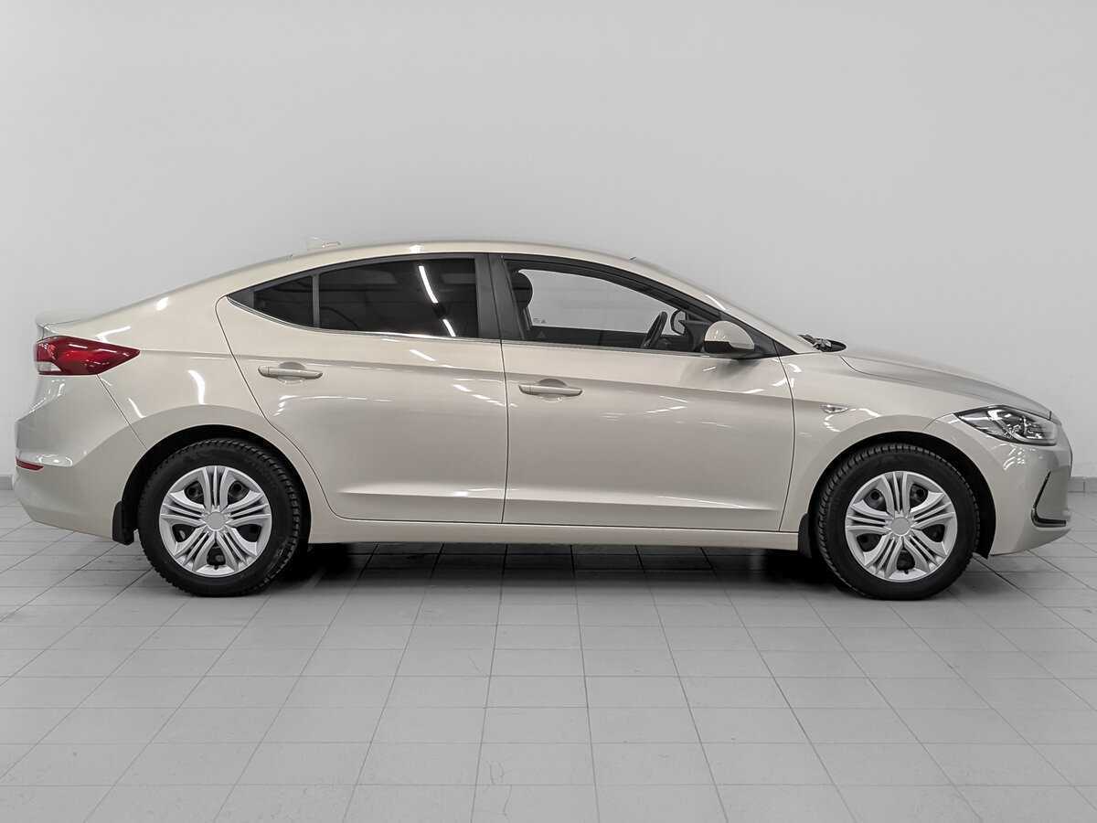 Hyundai Elantra б/у, 2017, Автоматическая. Фото: #3