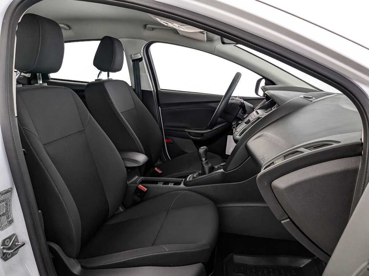 Ford Focus б/у, 2018, Механическая. Фото: #18