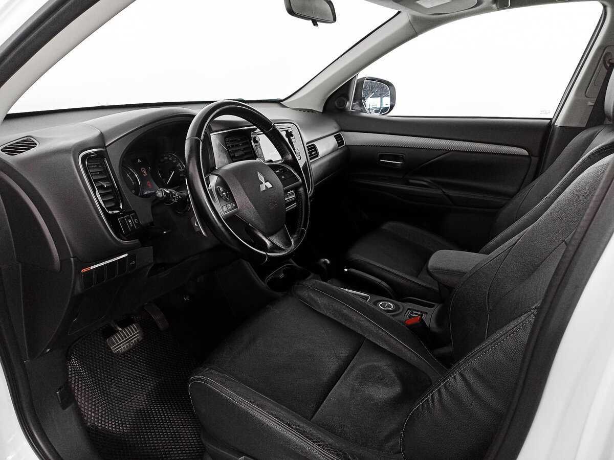 Mitsubishi Outlander б/у, 2014, Вариатор. Фото: #11