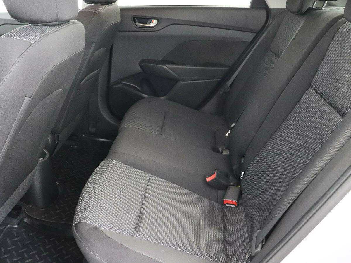 Hyundai Solaris б/у, 2019, Механическая. Фото: #8