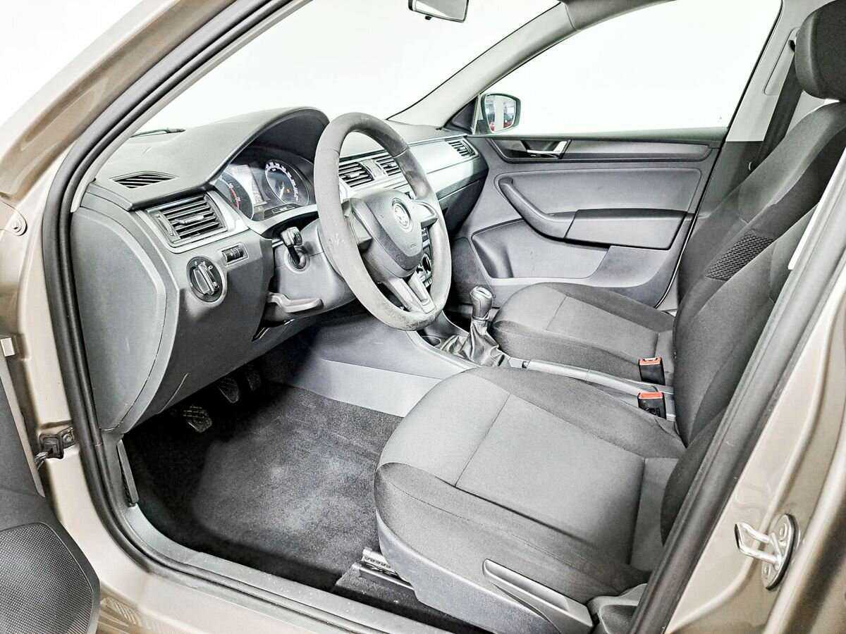 Skoda Rapid б/у, 2018, Механическая. Фото: #10