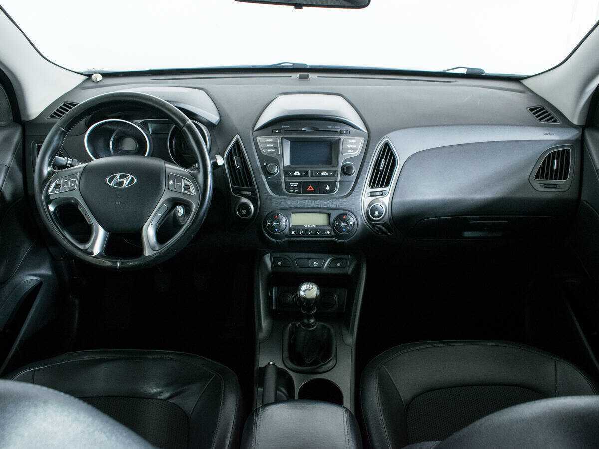 Hyundai ix35 б/у, 2013, Механическая. Фото: #11