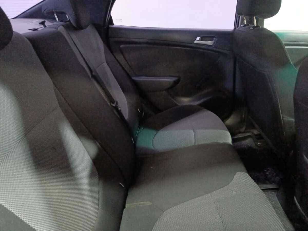 Hyundai Solaris б/у, 2012, Автоматическая. Фото: #10