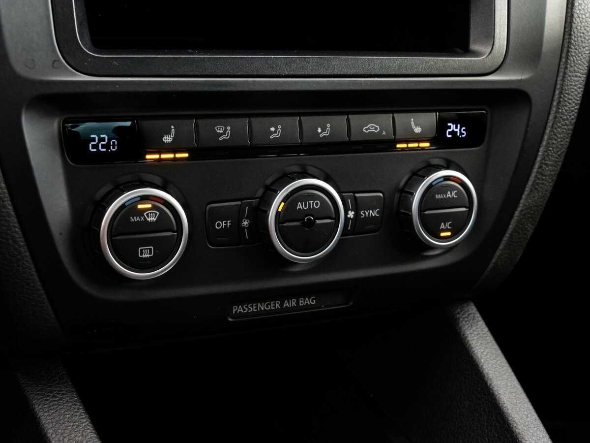 Volkswagen Jetta б/у, 2012, Автоматическая. Фото: #13