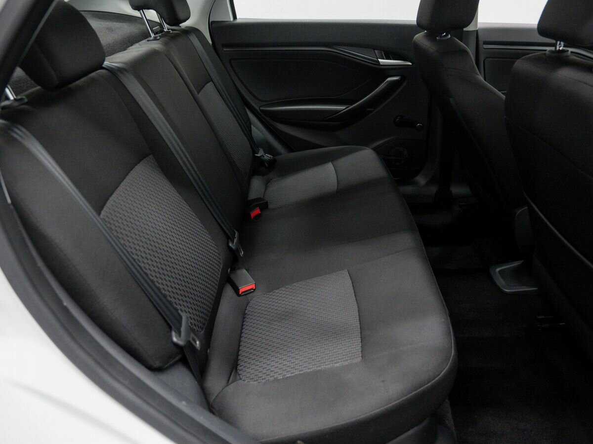 Lada (ВАЗ) Vesta б/у, 2019, Механическая. Фото: #8