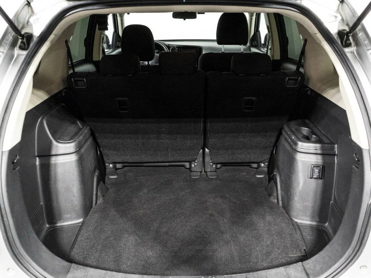 Mitsubishi Outlander б/у, 2017, Вариатор. Фото: #13