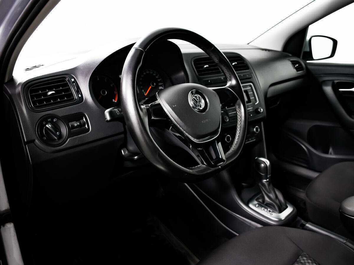 Volkswagen Polo б/у, 2018, Автоматическая. Фото: #12