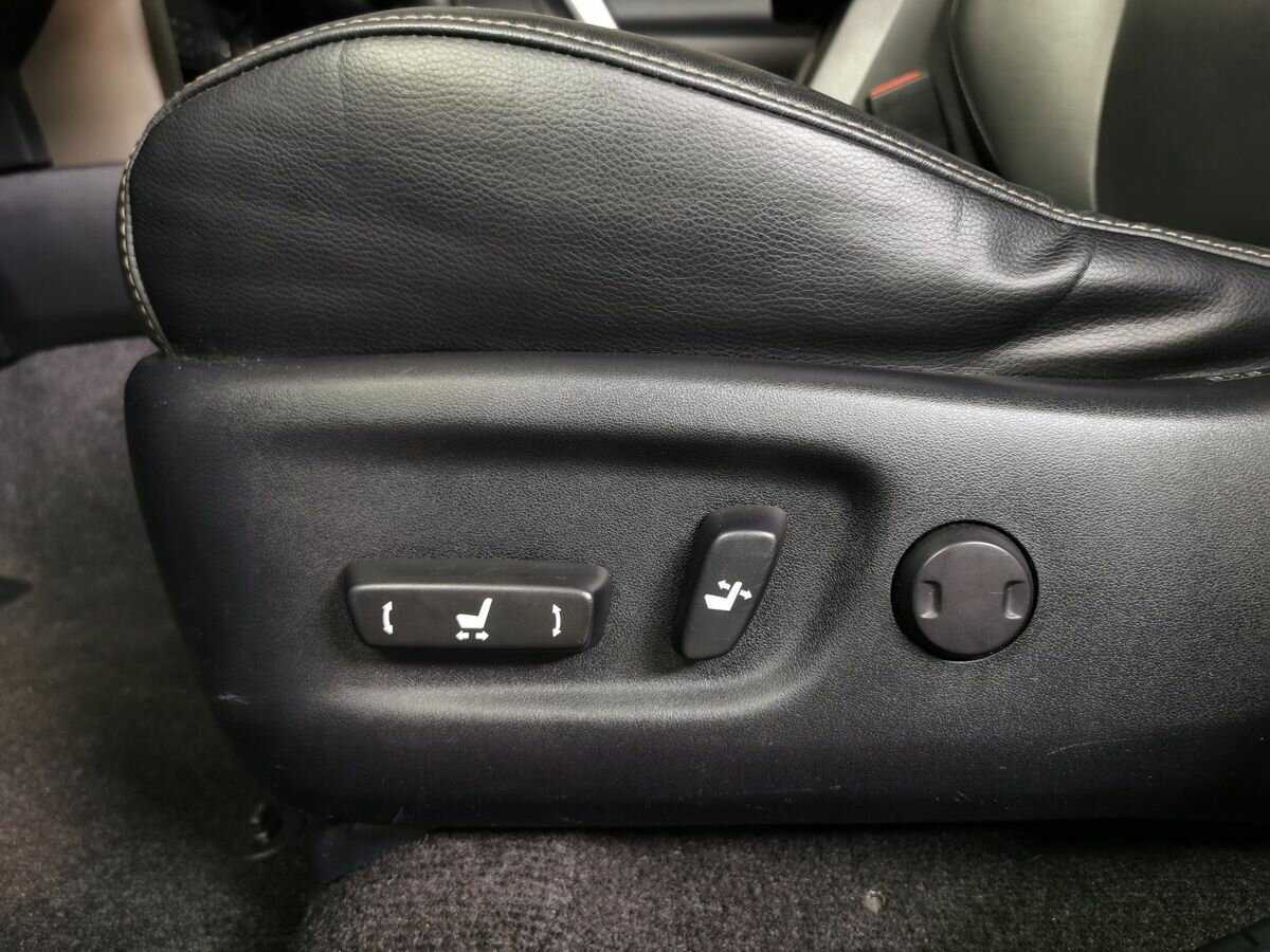 Toyota RAV4 б/у, 2014, Автоматическая. Фото: #17