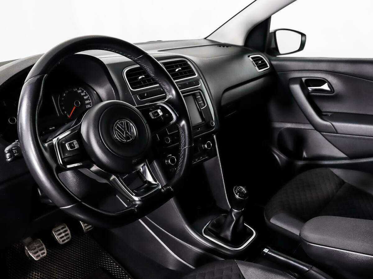 Volkswagen Polo б/у, 2018, Механическая. Фото: #8