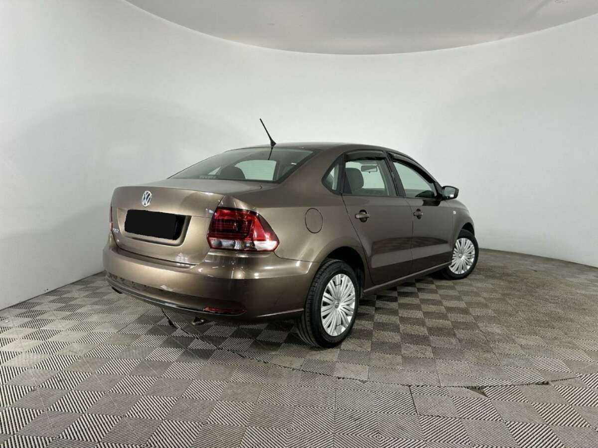 Volkswagen Polo б/у, 2016, Механическая. Фото: #5