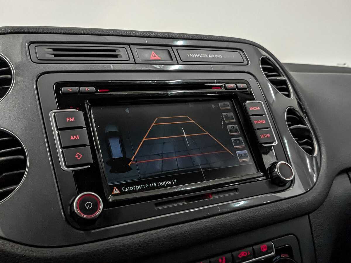 Volkswagen Tiguan б/у, 2015, Автоматическая. Фото: #24