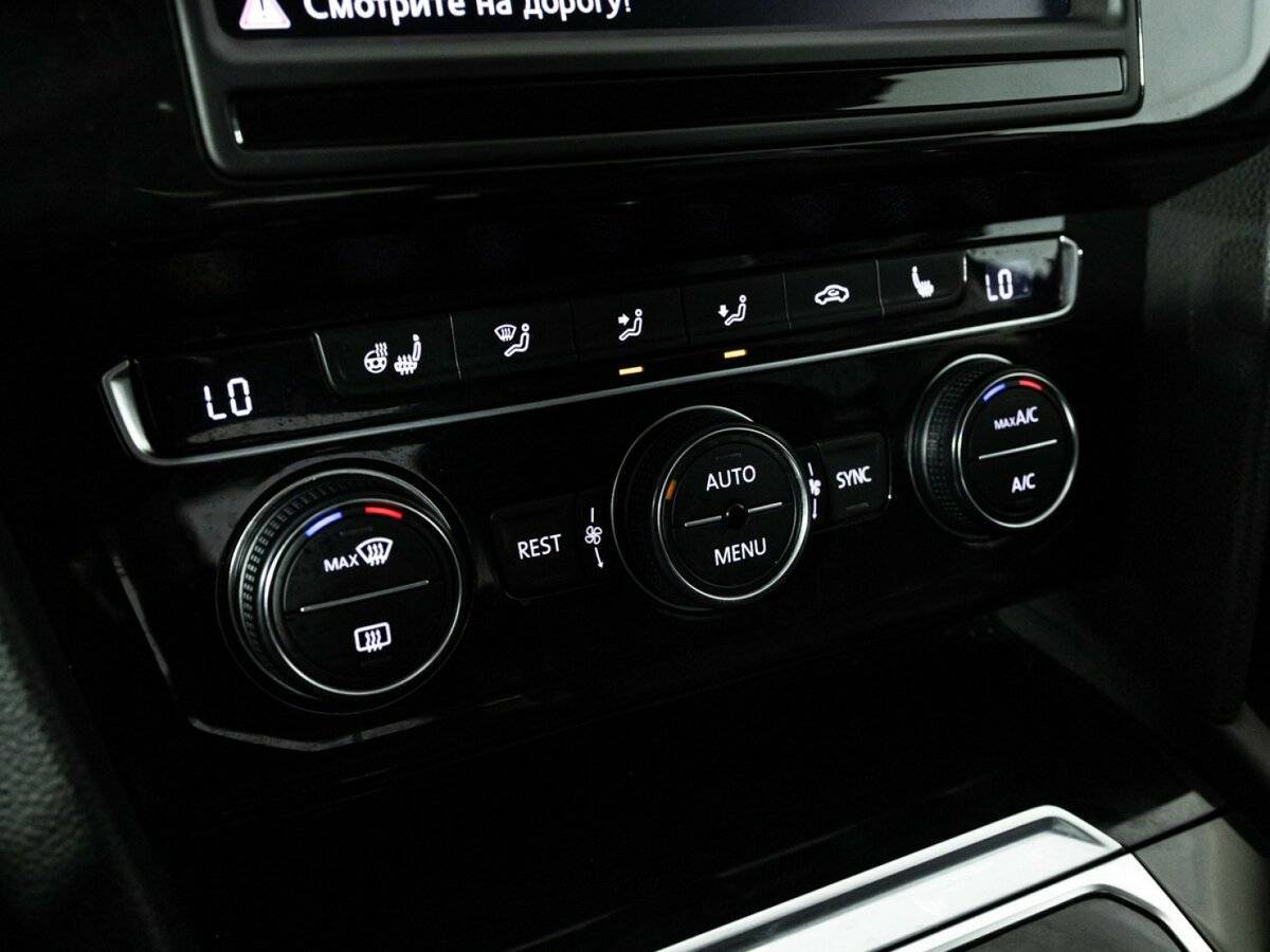 Volkswagen Passat б/у, 2016, Роботизированная. Фото: #14