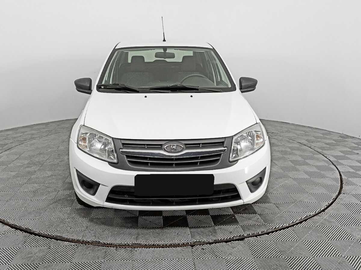 Lada (ВАЗ) Granta б/у, 2018, Механическая. Фото: #1