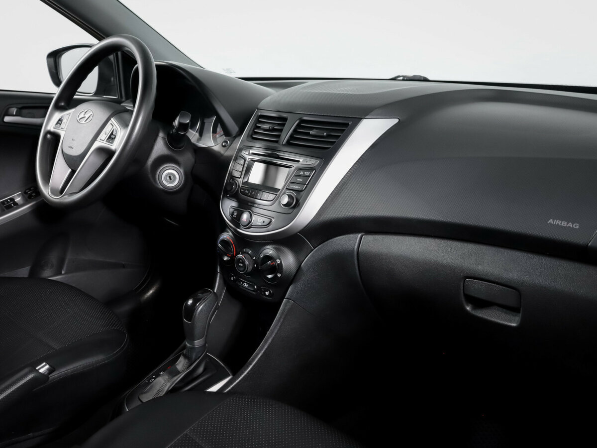 Hyundai Solaris б/у, 2014, Автоматическая. Фото: #6