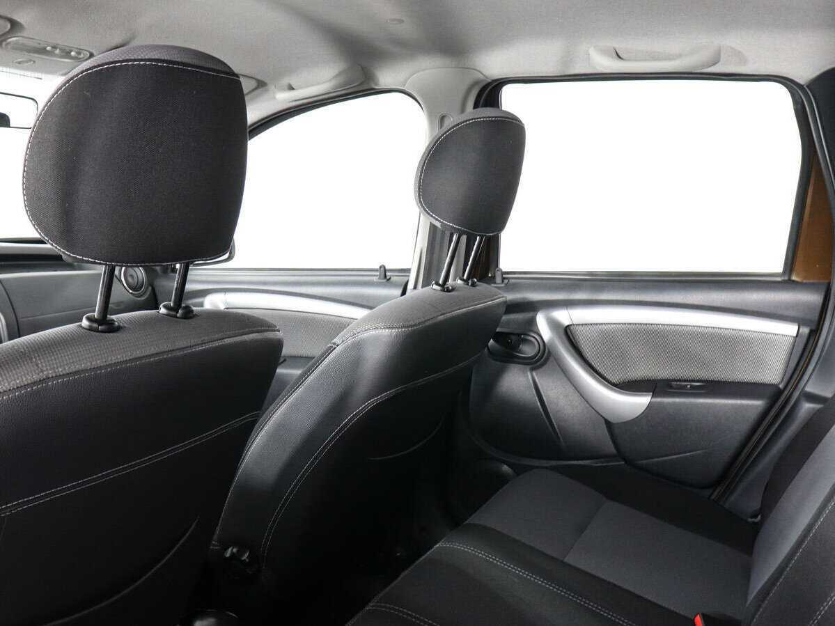 Renault Duster б/у, 2013, Автоматическая. Фото: #7