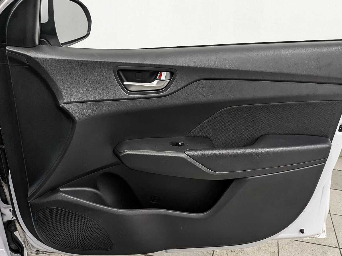 Hyundai Solaris б/у, 2021, Автоматическая. Фото: #24