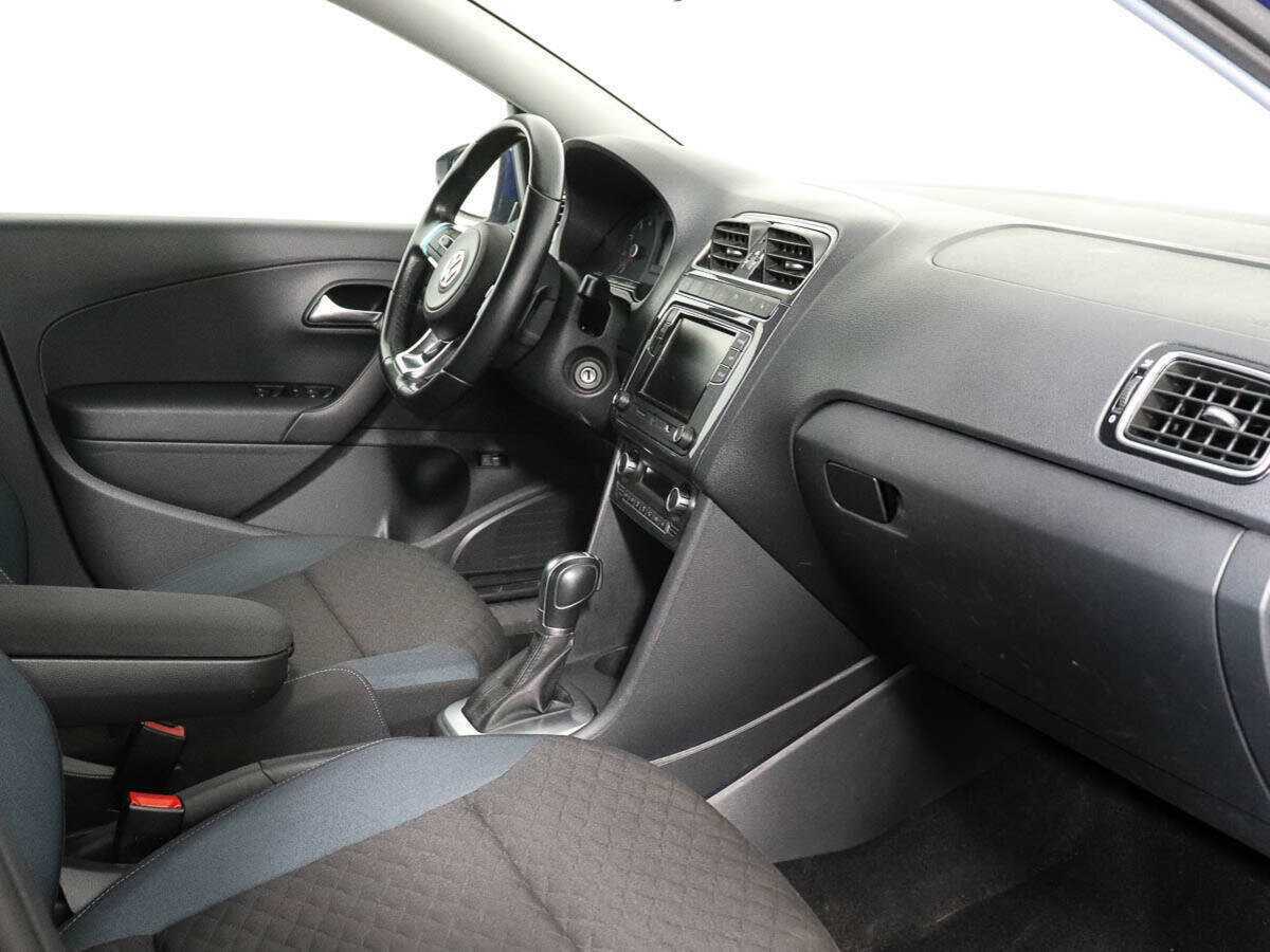 Volkswagen Polo б/у, 2020, Роботизированная. Фото: #6