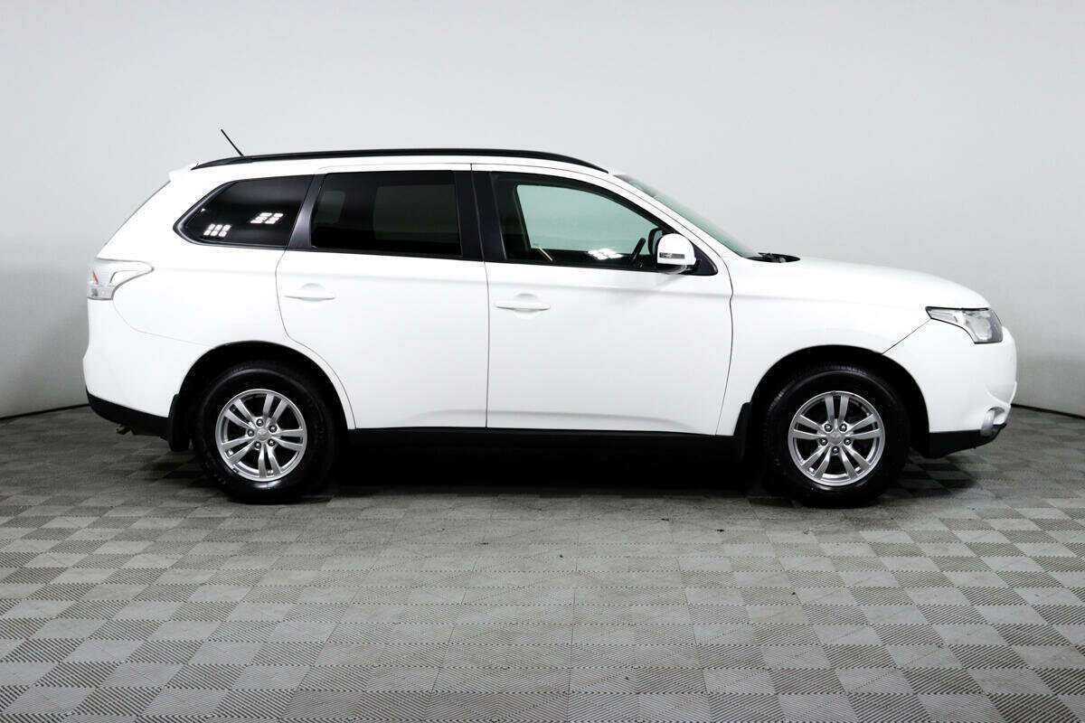 Mitsubishi Outlander б/у, 2013, Вариатор. Фото: #3