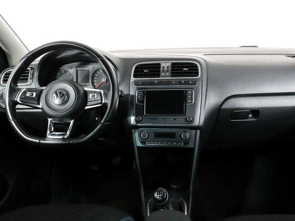 Volkswagen Polo б/у, 2020, Механическая. Фото: #9