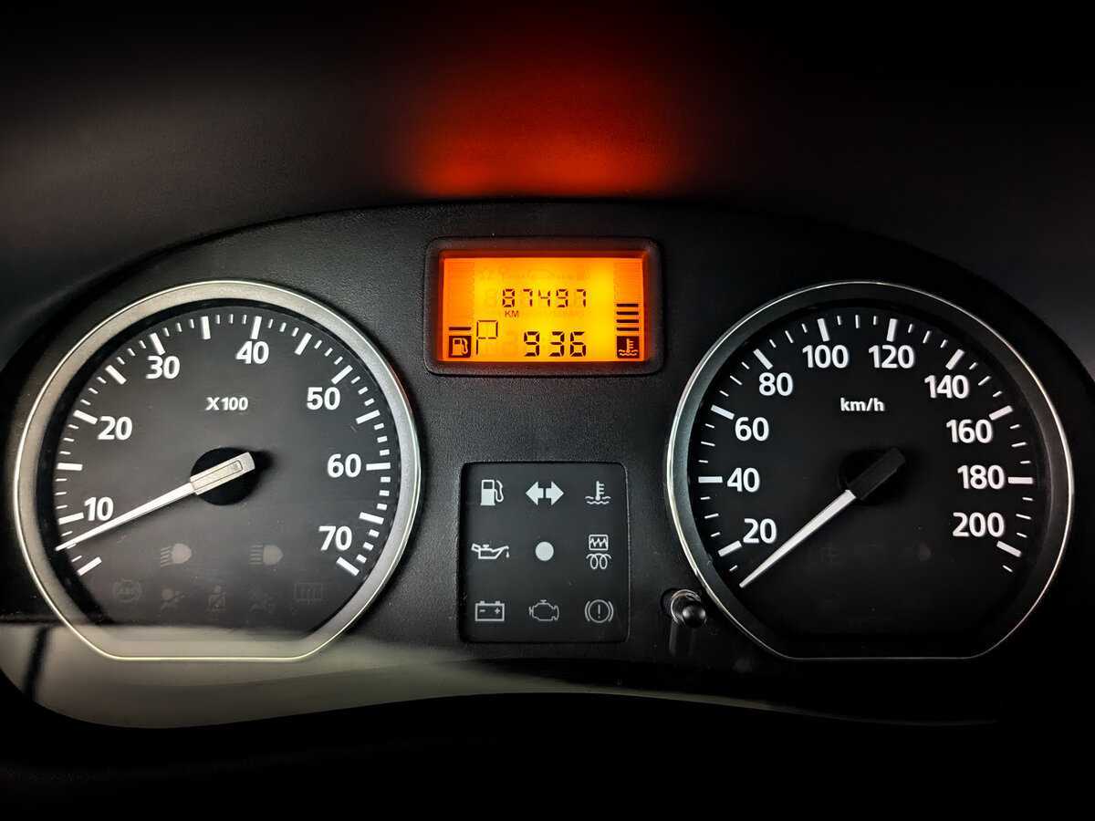 Nissan Almera б/у, 2015, Автоматическая. Фото: #10