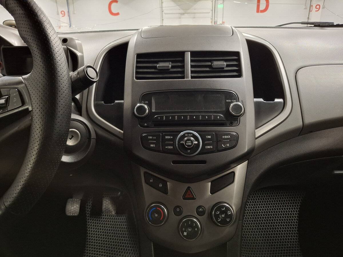 Chevrolet Aveo б/у, 2012, Механическая. Фото: #14