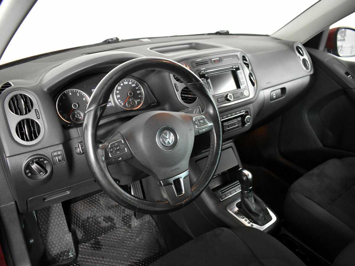 Volkswagen Tiguan б/у, 2012, Автоматическая. Фото: #10