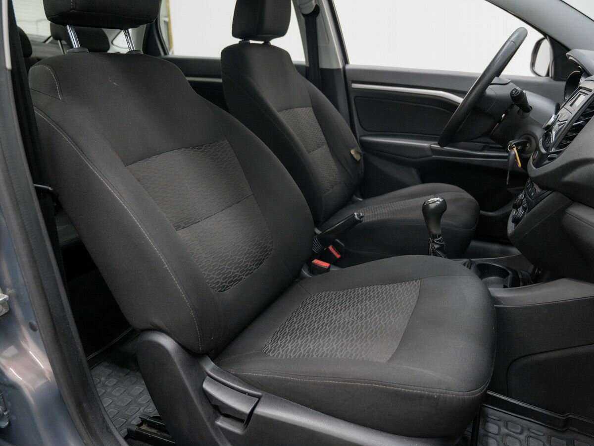 Lada (ВАЗ) Vesta б/у, 2015, Механическая. Фото: #7