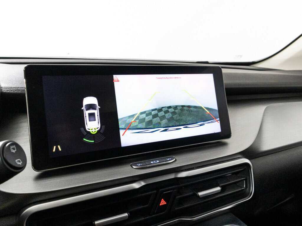 Geely Coolray б/у, 2021, Роботизированная. Фото: #15