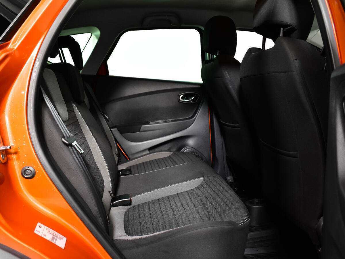 Renault Kaptur б/у, 2017, Механическая. Фото: #9