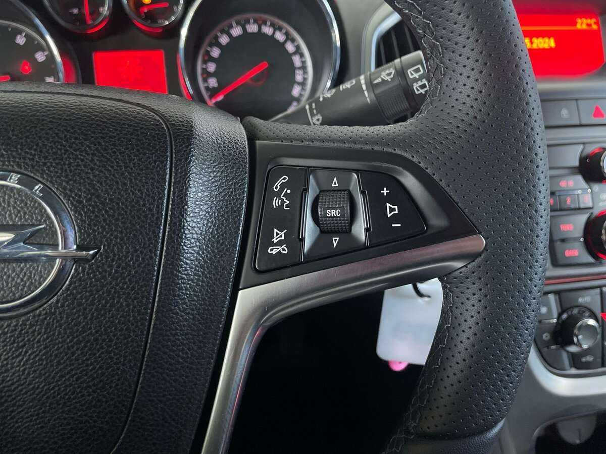 Opel Astra б/у, 2012, Автоматическая. Фото: #11