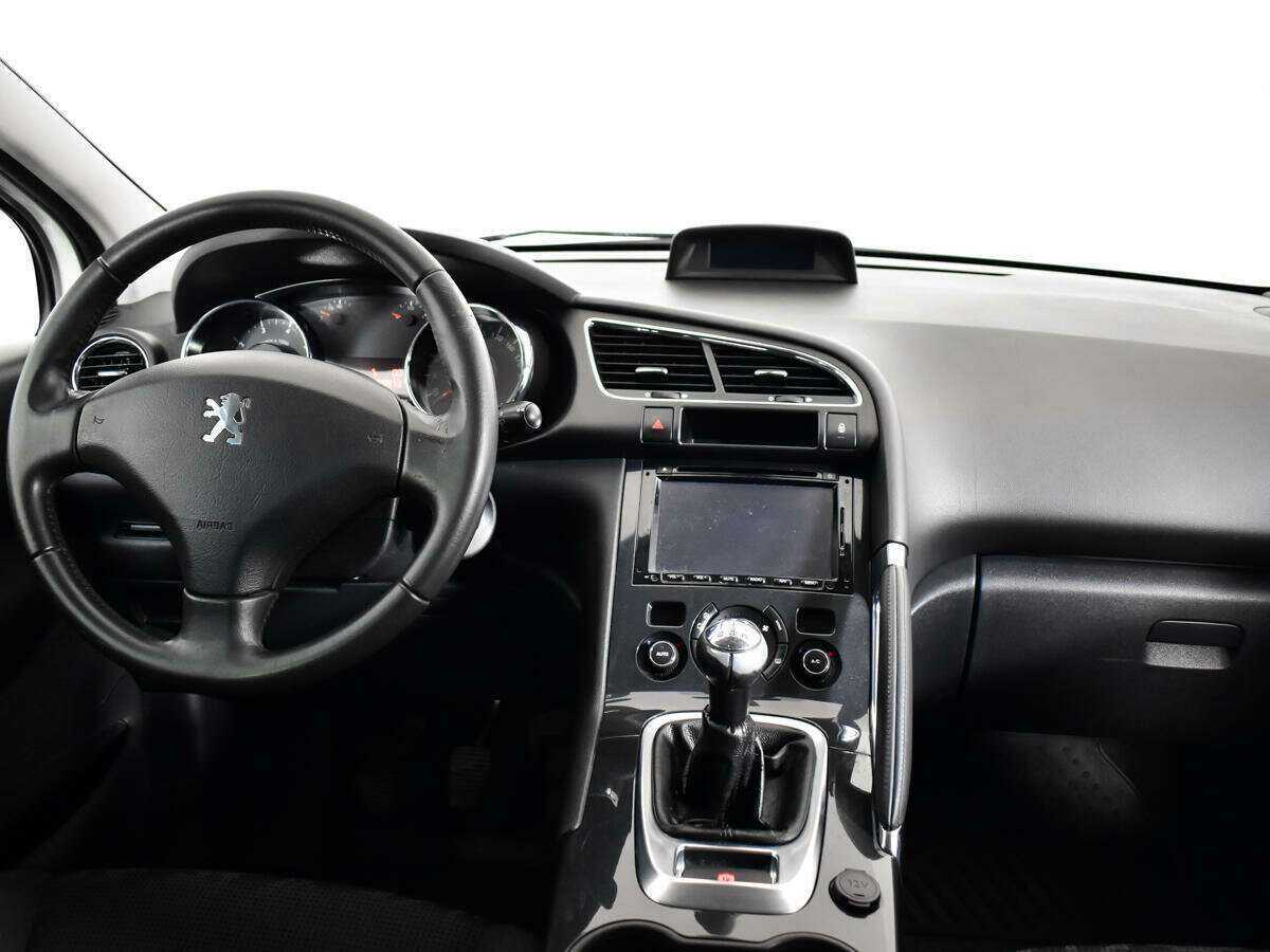 Peugeot 3008 б/у, 2012, Механическая. Фото: #11