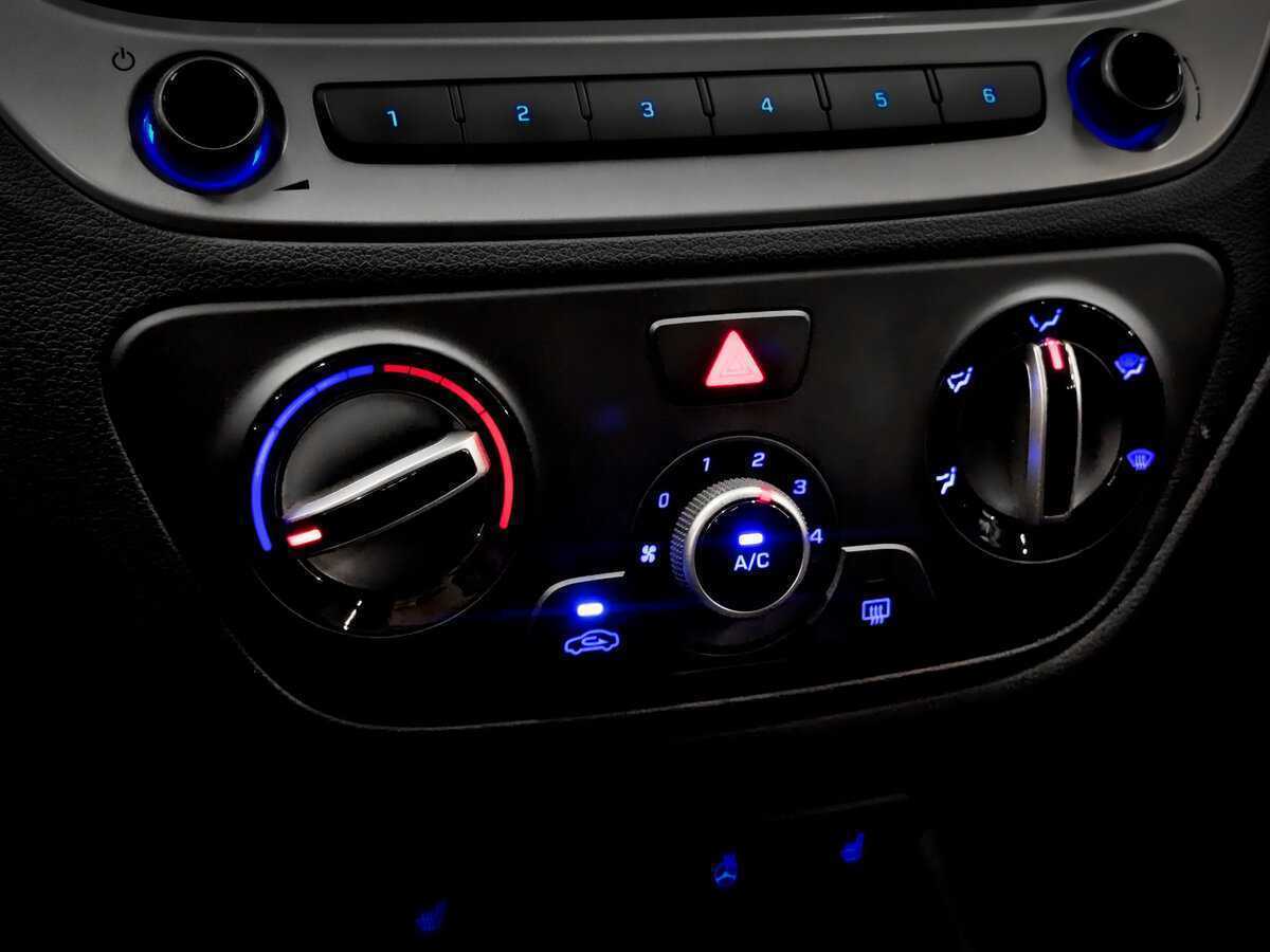 Hyundai Solaris б/у, 2017, Автоматическая. Фото: #26