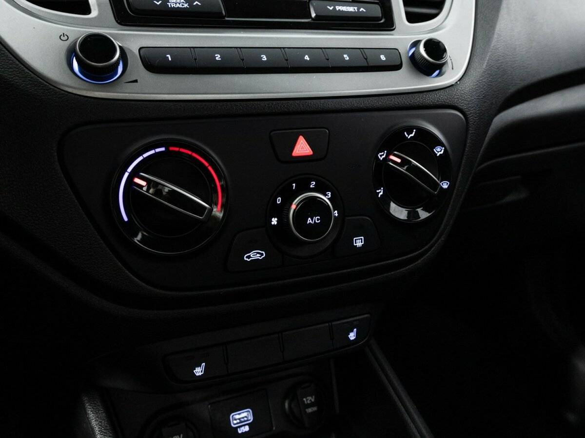 Hyundai Solaris б/у, 2019, Механическая. Фото: #14