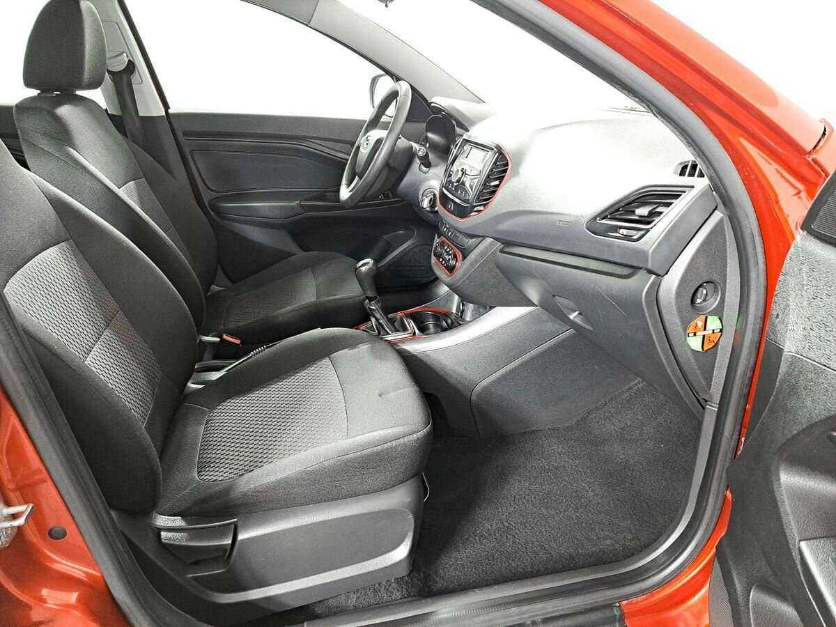 Lada (ВАЗ) Vesta б/у, 2018, Механическая. Фото: #8