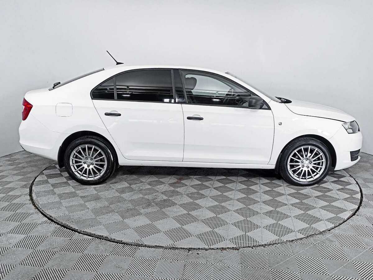 Skoda Rapid б/у, 2017, Механическая. Фото: #3