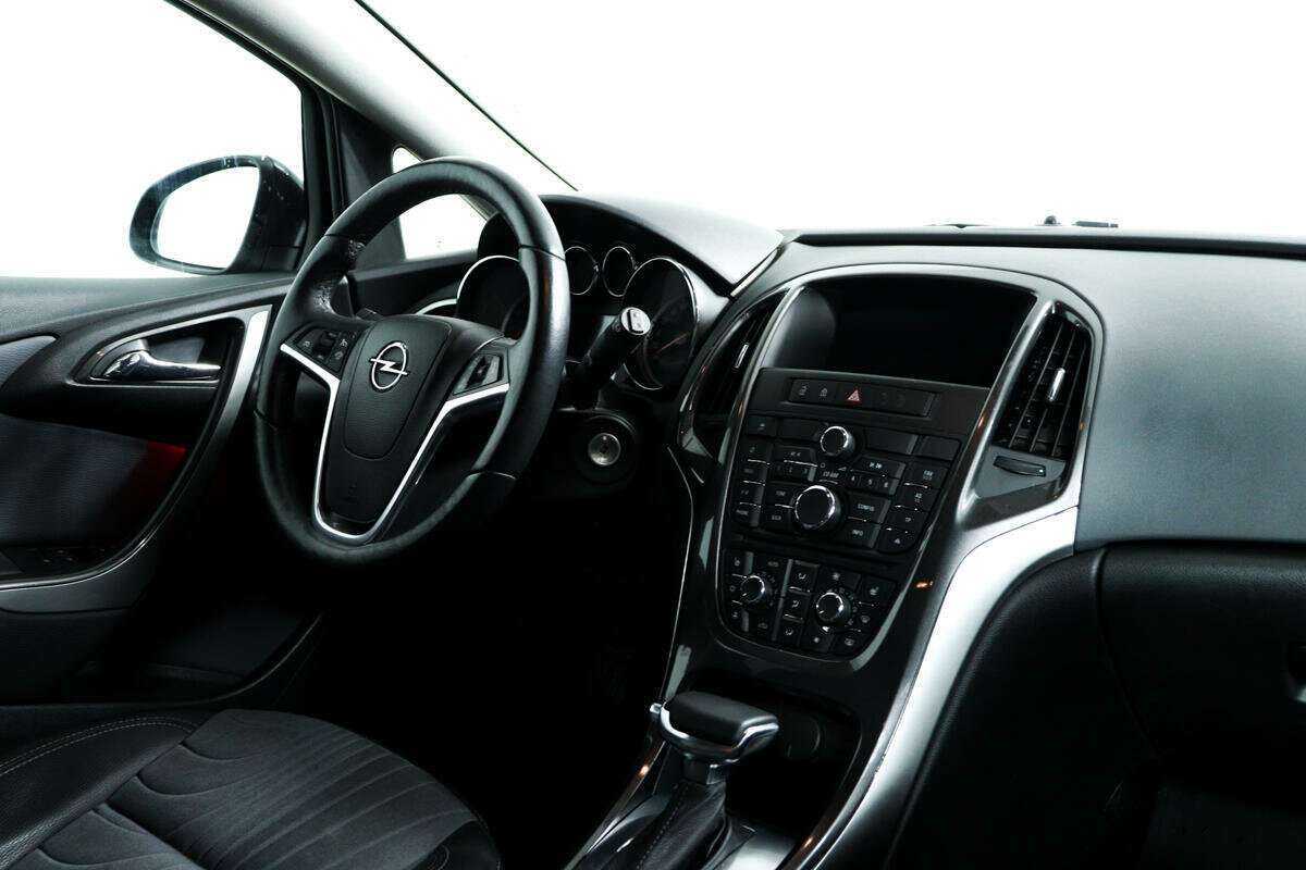 Opel Astra б/у, 2014, Автоматическая. Фото: #8