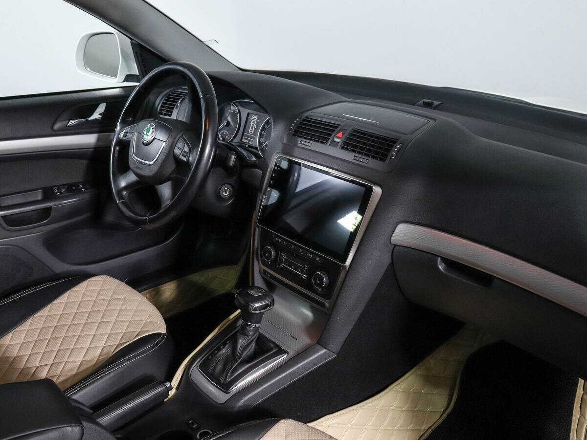 Skoda Octavia б/у, 2012, Автоматическая. Фото: #8