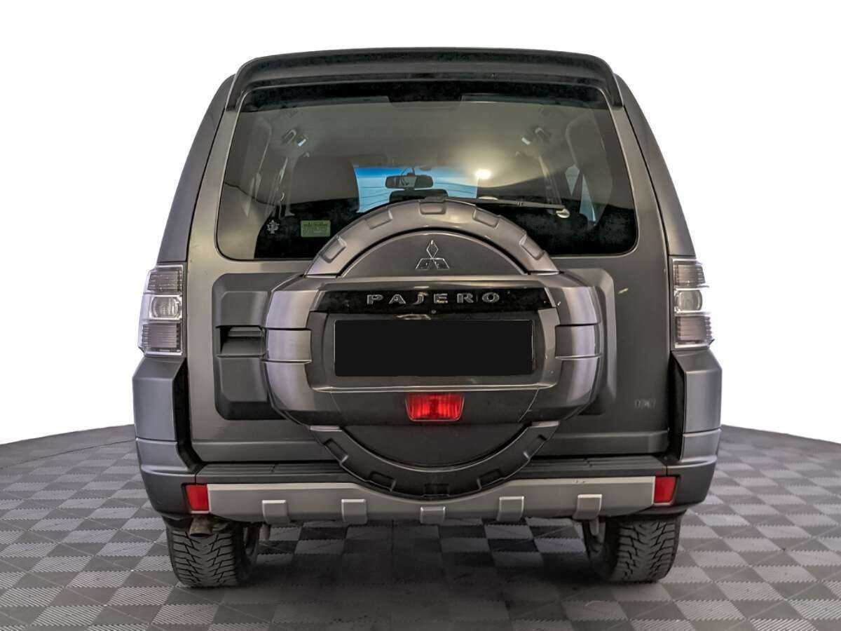 Mitsubishi Pajero б/у, 2013, Автоматическая. Фото: #5