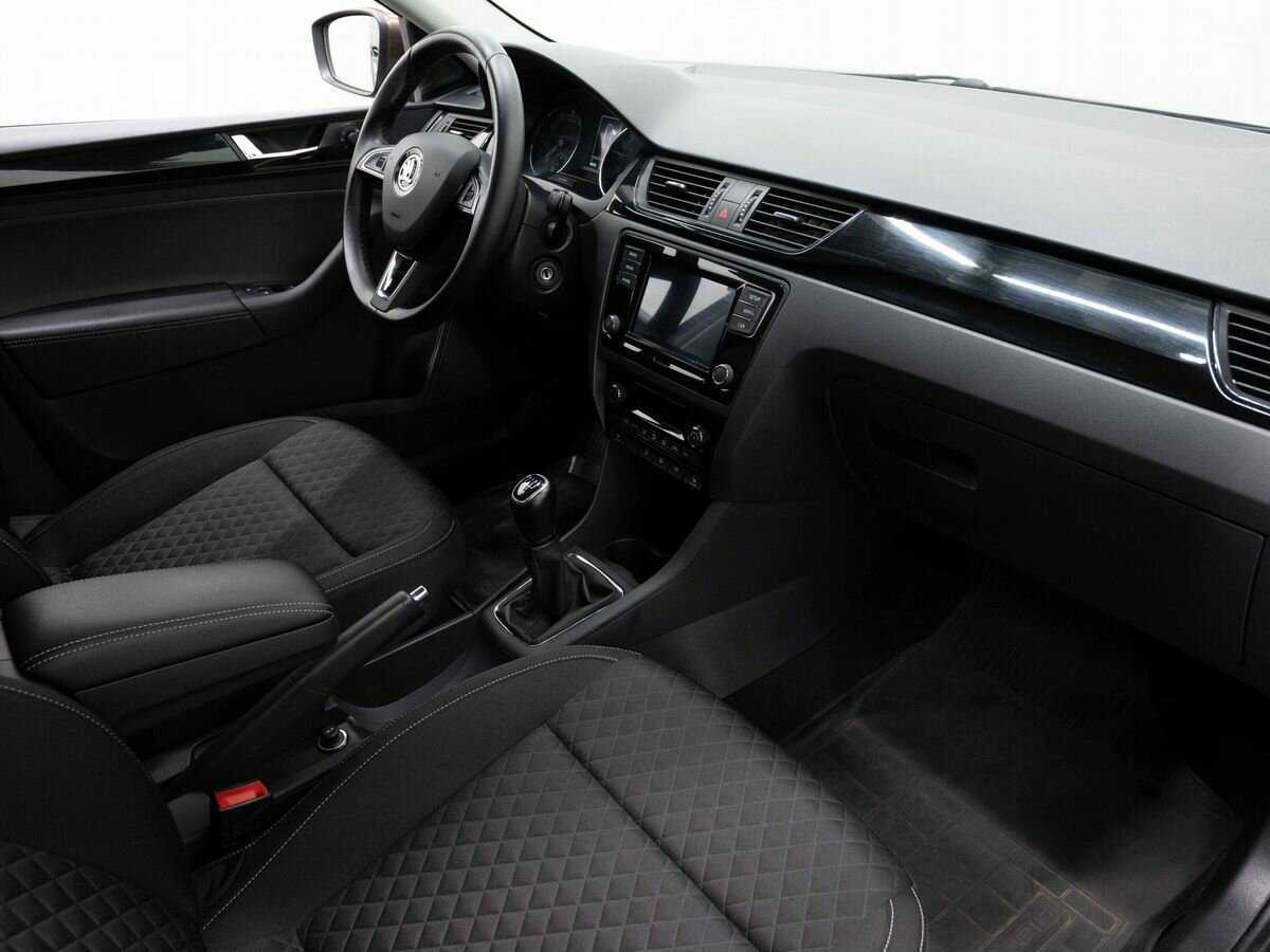 Skoda Rapid б/у, 2018, Механическая. Фото: #12